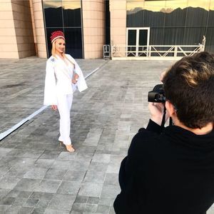 Meet your Posher, Lino